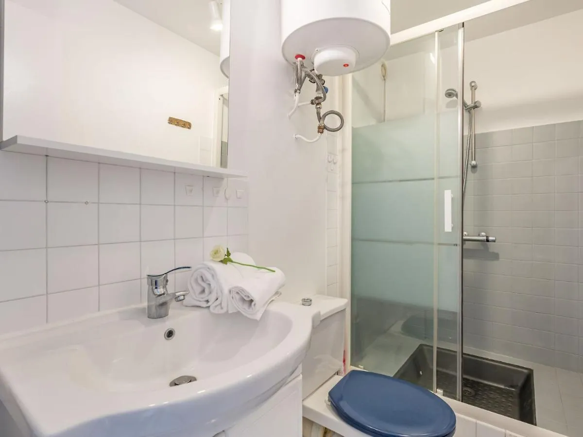 Apartment Les Ecureuils Carnac 0*,  France